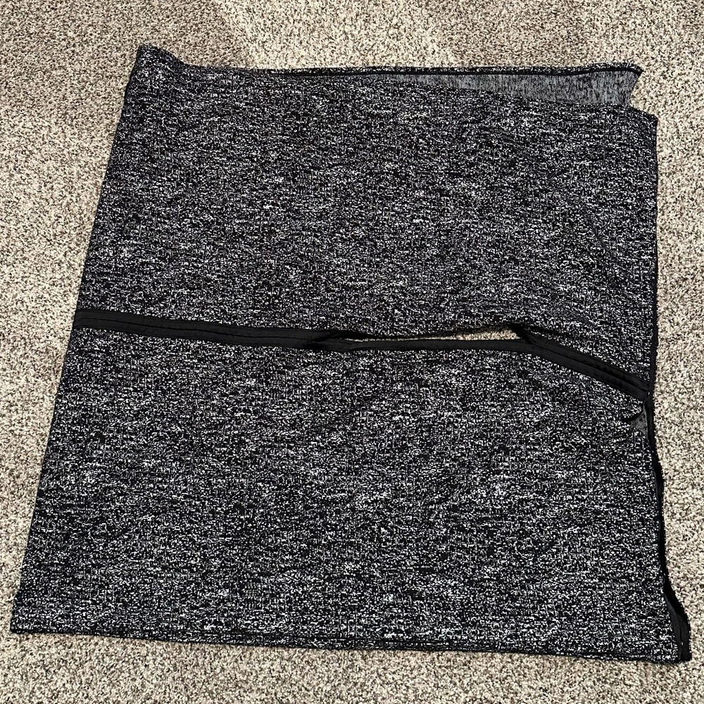 Lululemon Vinyasa Snap Wrap Scarf - Picture 3 of 5